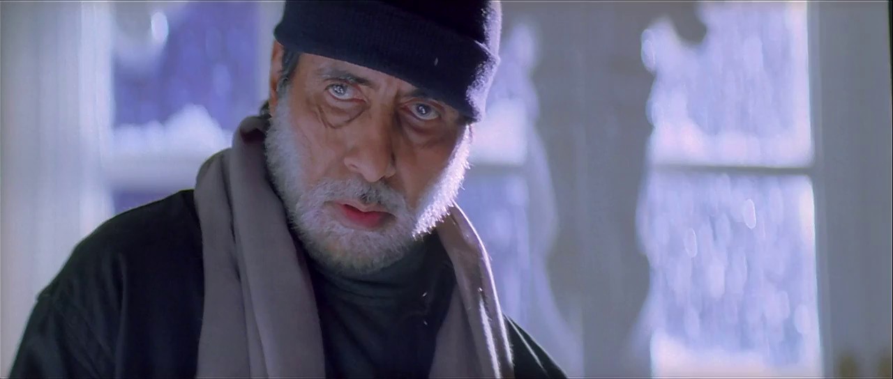 Black (2005) WEBRip Hindi 720p x264 AVC HE-AAC 2.0.mkv.0003